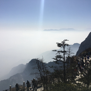 把朱竹清❌❌❌后喷出水
